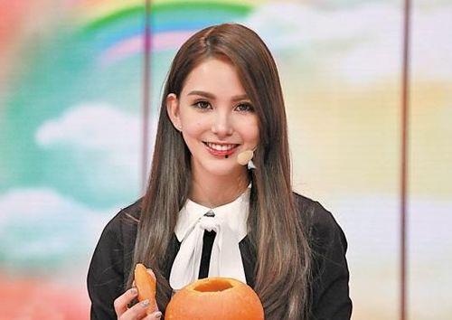 昆凌微博爆料打假视频,揭秘网络谣言背后的真相  第1张